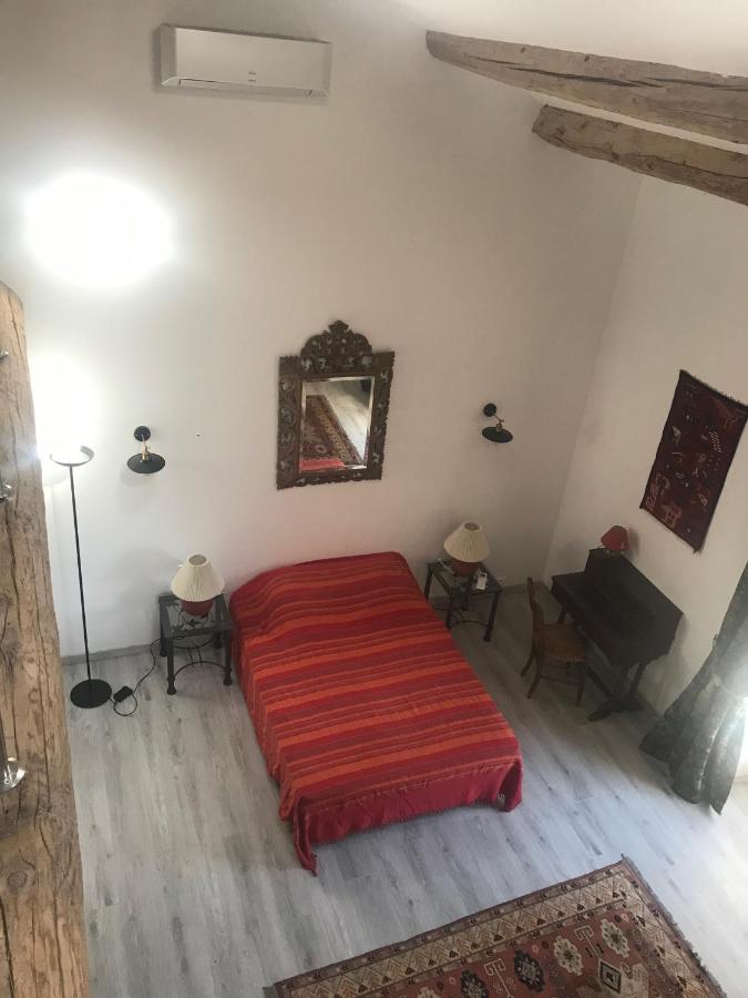 Chambres D Hotes De Charme Dans Mas La Souvine Du 17Eme, Chambres Climatisees Bédarrides エクステリア 写真