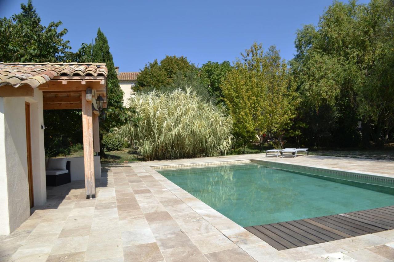 Chambres D Hotes De Charme Dans Mas La Souvine Du 17Eme, Chambres Climatisees Bédarrides エクステリア 写真